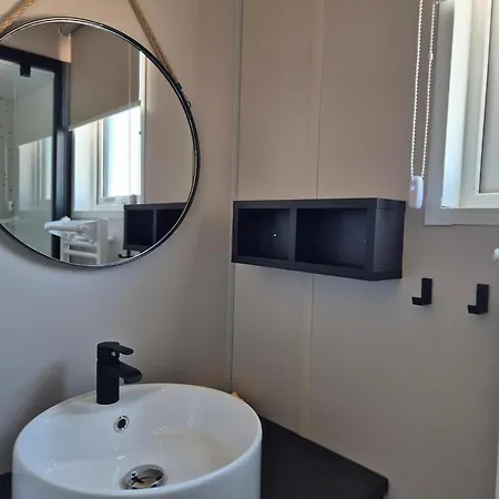 Vakantiehuis 4-guest Coastal With Pool *
