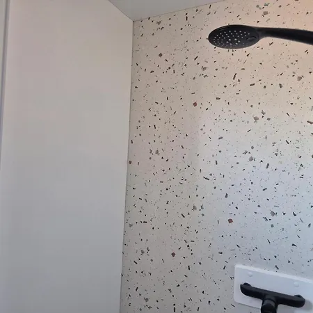 4-guest Coastal With Pool Vakantiehuis Saint-Pair-sur-Mer